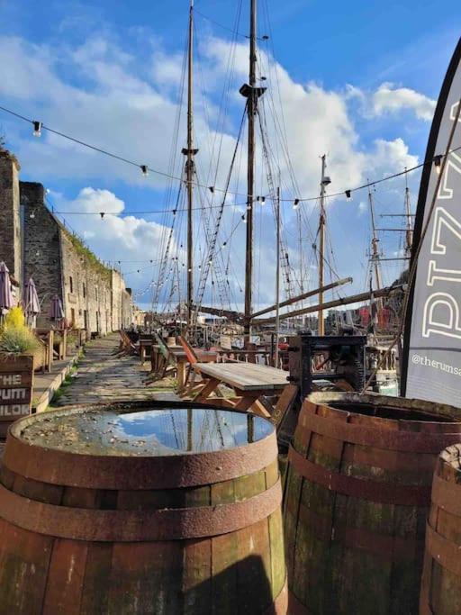 מלון Stunning Yacht Sea Lion In Charlestown Harbour, Cornwall מראה חיצוני תמונה