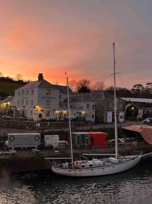 מלון Stunning Yacht Sea Lion In Charlestown Harbour, Cornwall מראה חיצוני תמונה